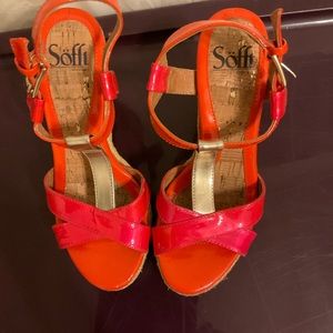 Sofft women’s colorful wedges NWOT